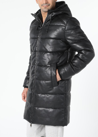 Черная зимняя куртка Colin's