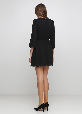 Черное кэжуал платье H&M с цветочным принтом