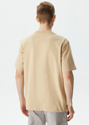 Песочная футболка UNITED4