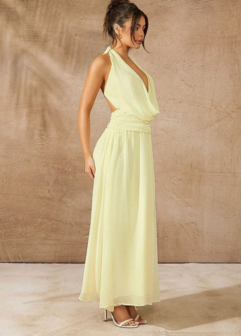 Светло-желтое вечернее, кэжуал платье клеш, с открытой спиной SHEIN однотонное