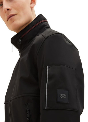 Черная демисезонная куртка Tom Tailor