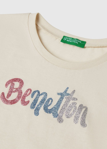 Кремовая летняя футболка United Colors of Benetton