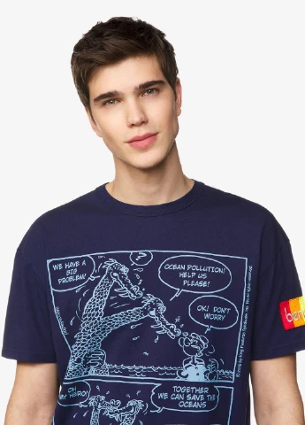Синяя футболка United Colors of Benetton