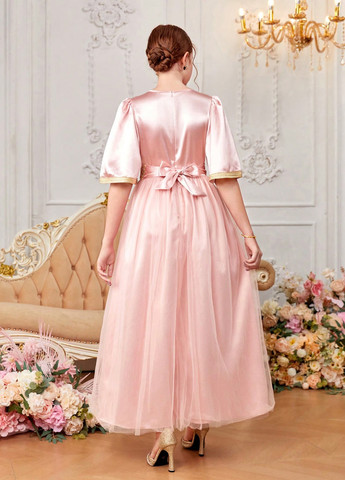 Светло-розовое платье SHEIN (324027903)