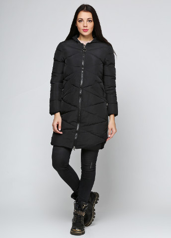 Черная зимняя куртки Altum