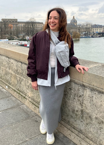 Серая кэжуал однотонная юбка Uniqlo карандаш