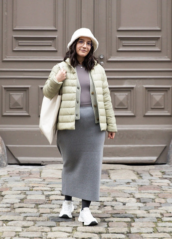 Серая кэжуал однотонная юбка Uniqlo карандаш