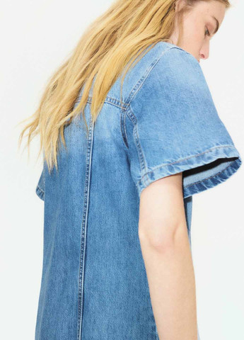 Голубое джинсовое, кэжуал платье а-силуэт H&M градиентное ("омбре")