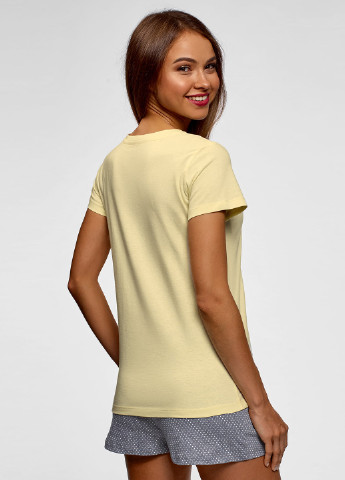 Желтая всесезон пижама (футболка, шорты) футболка + шорты Oodji