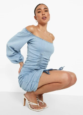 Голубое джинсовое платье футляр Boohoo однотонное