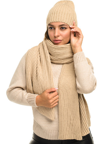 Бежевый зимний комплект (шапка, шарф) SVTR