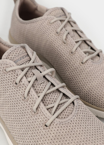 Бежевые демисезонные кроссовки Skechers