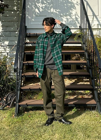 Темно-сірий світшот Uniqlo однотонний без декору (326092482)