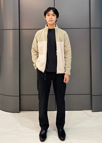 Темно-сірий світшот Uniqlo однотонний без декору (326092482)