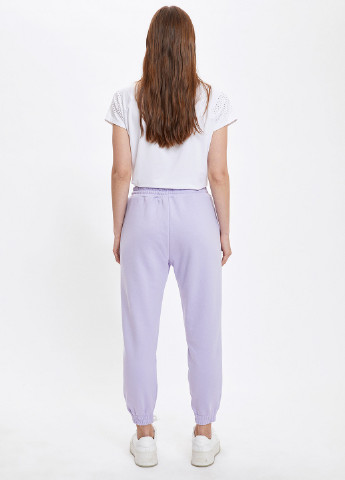 Светло-лиловые кэжуал демисезонные брюки DeFacto