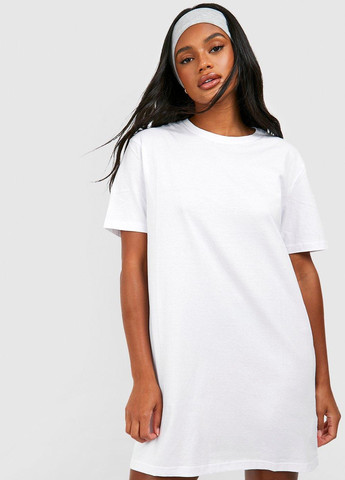 Белое кэжуал платье платье-футболка Boohoo однотонное