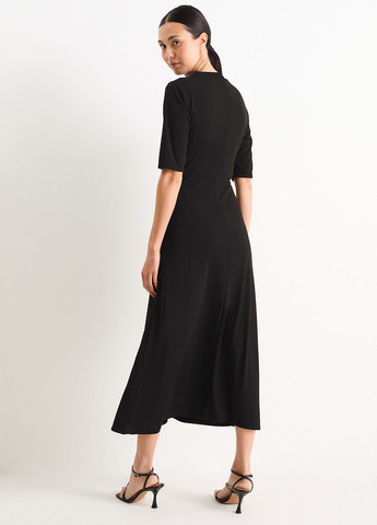Черное кэжуал платье C&A однотонное