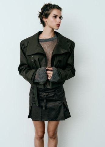 Зеленая демисезонная куртка Zara