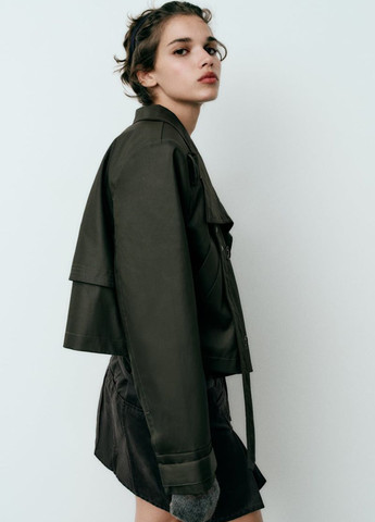 Зеленая демисезонная куртка Zara