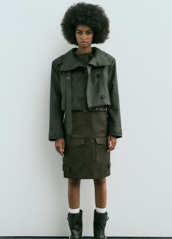 Зеленая демисезонная куртка Zara