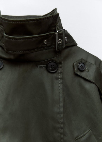 Зеленая демисезонная куртка Zara