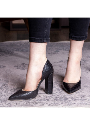 Туфлі жіночі Soy 2464 39 25 см Чорний Fashion (253195524)