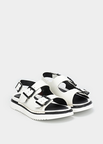 Белые босоножки Braska с ремешком