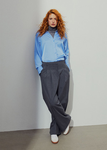 Блакитна демісезонна блуза H&M