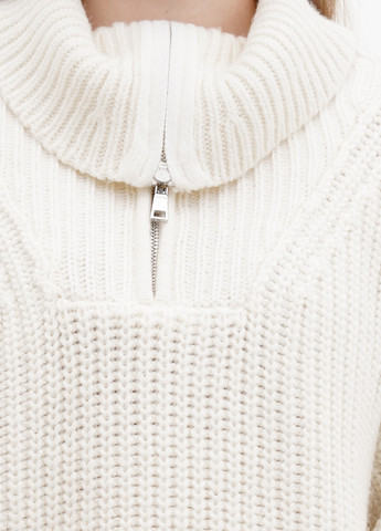 Молочний зимовий светр S.Oliver