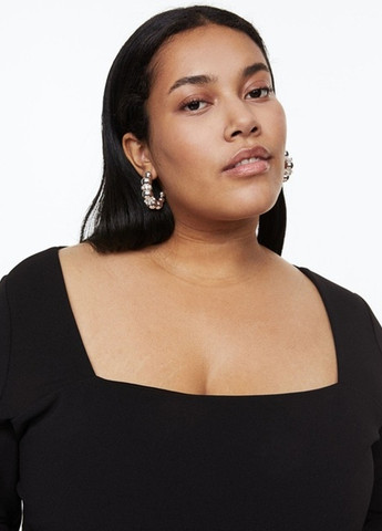 Черное кэжуал платье футляр H&M однотонное