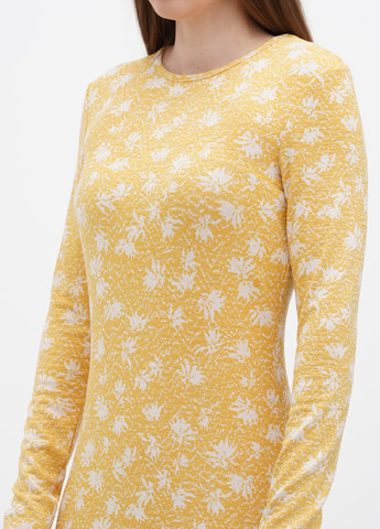 Желтое кэжуал платье Carin Wester с цветочным принтом