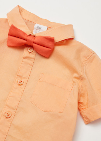 Светло-оранжевая кэжуал рубашка однотонная H&M с коротким рукавом