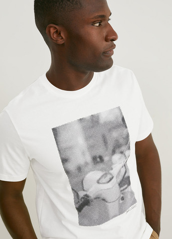 Белая футболка C&A