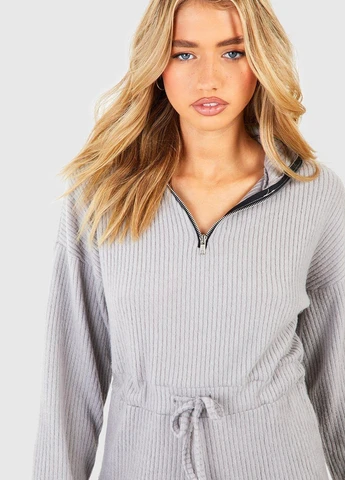 Комбинезон Boohoo комбинезон-брюки однотонный серый кэжуал полиэстер, трикотаж
