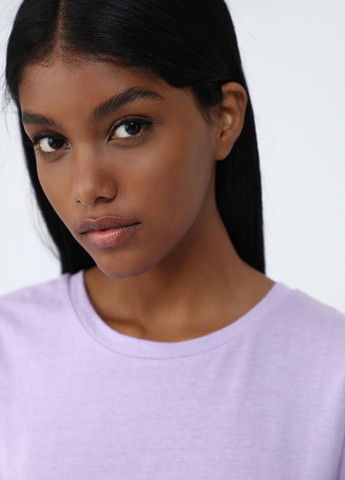 Сиреневое кэжуал платье платье-футболка Lefties однотонное