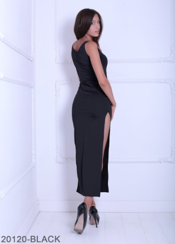Черное кэжуал яркое и легкое приталенное платье с разрезом на ноге melinda черный Podium однотонное