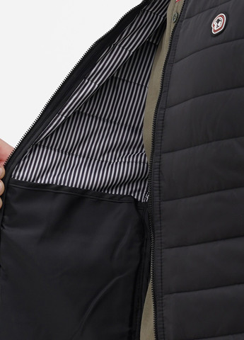 Чорна демісезонна куртка Benson & Cherry