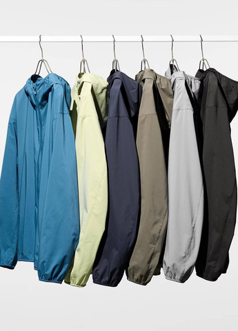 Вітровка Uniqlo (348933734)