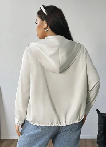 Молочная демисезонная куртка SHEIN