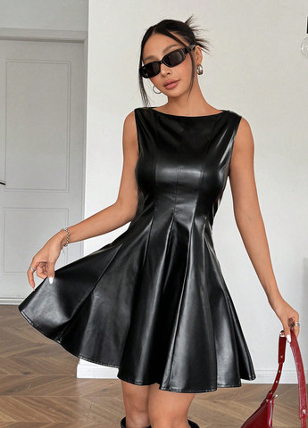 Чорна кежуал сукня кльош SHEIN однотонна