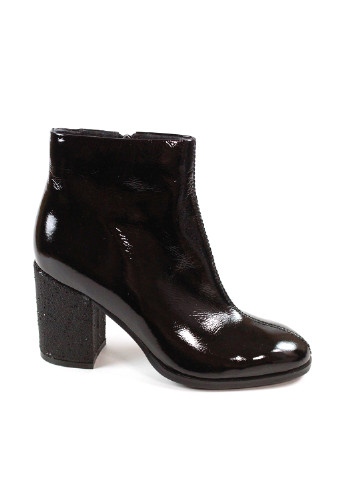 Осенние ботинки Brocoly без декора