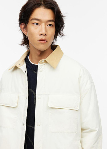 Белая демисезонная куртка H&M