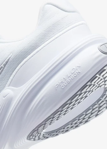 Белые демисезонные кроссовки uplift sc Nike Nike UPLIFT SC