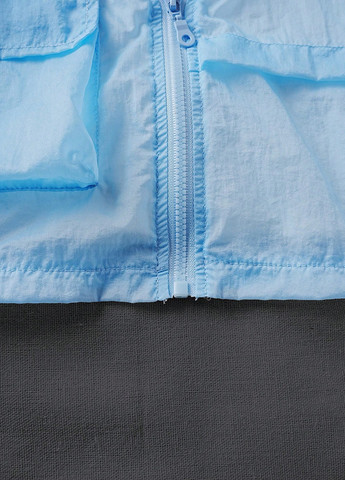 Блакитна демісезонна вітровка SHEIN