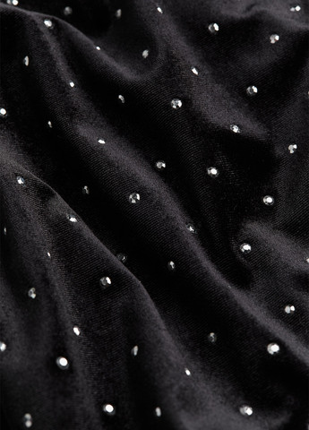 Черное коктейльное платье силуэтная H&M однотонное