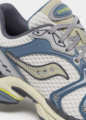 Цветные всесезонные кроссовки Saucony PROGRID TRIUMPH 4