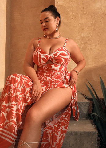 Комбинированный летний комплект (купальник, парео) слитный SHEIN