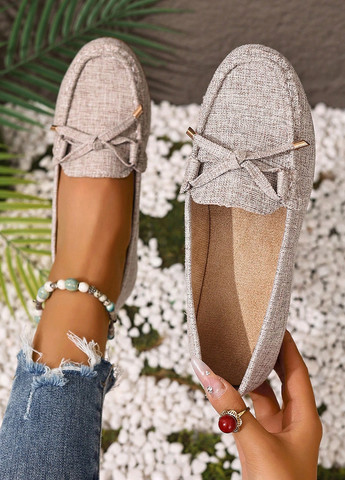 Бежевые мокасины SHEIN завязки