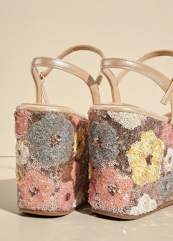 Золотые босоножки SHEIN с ремешком с пайетками