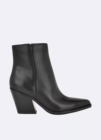 Осенние ботинки казаки Calvin Klein без декора